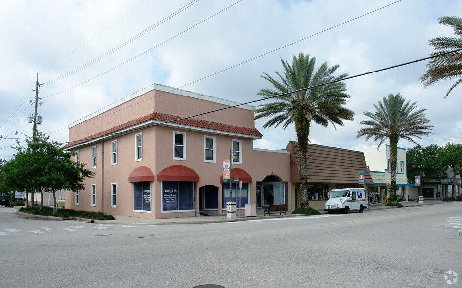 431 Canal St, New Smyrna Beach, FL for sale - Primary Photo - Image 1 of 1