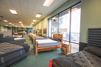 63485 N Highway 97, Bend, OR for lease Interior Photo- Image 1 of 6