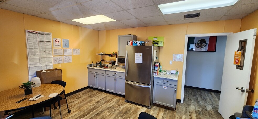 585 Jewett Rd, Mason, MI for lease - Interior Photo - Image 3 of 7