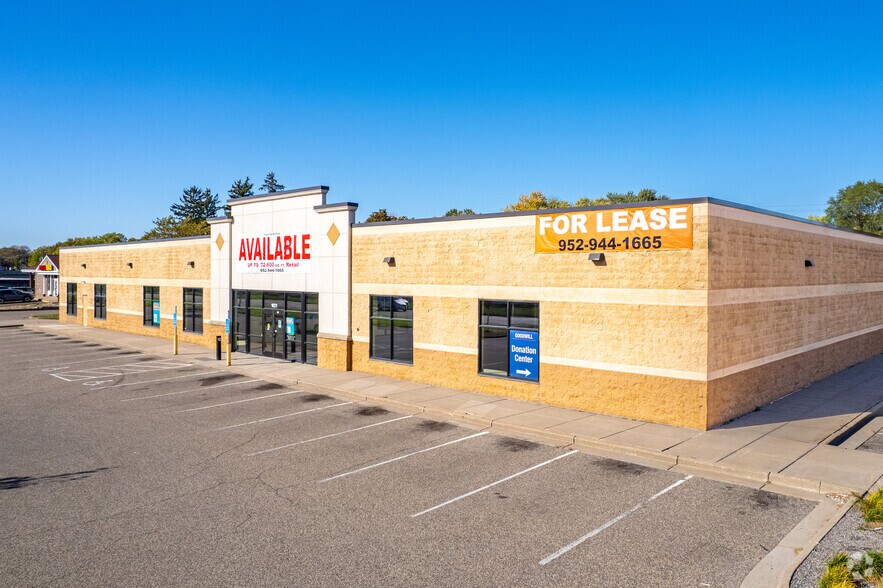 1621 Coulee Rd, Hudson, WI for sale - Building Photo - Image 1 of 1