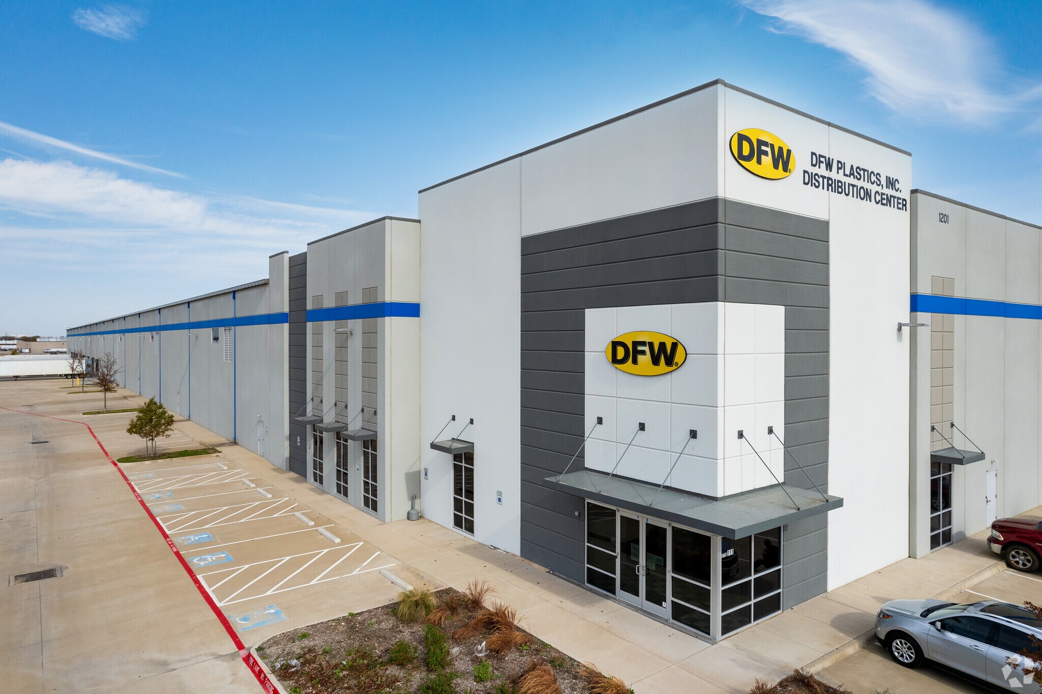 1301 NE Loop 820, Fort Worth, TX for sale Building Photo- Image 1 of 1