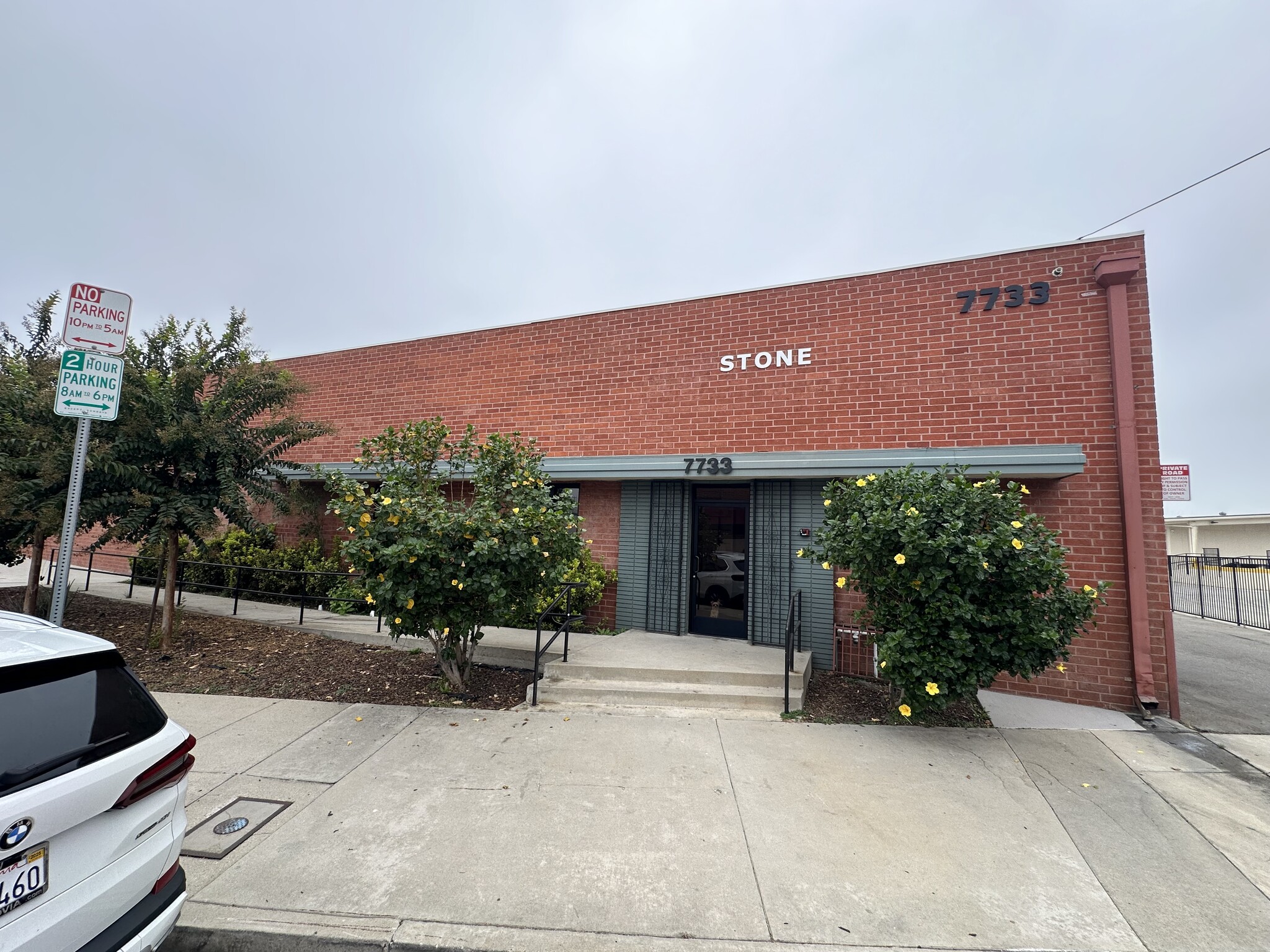 7733 Lemona Ave, Van Nuys, CA for lease Building Photo- Image 1 of 28