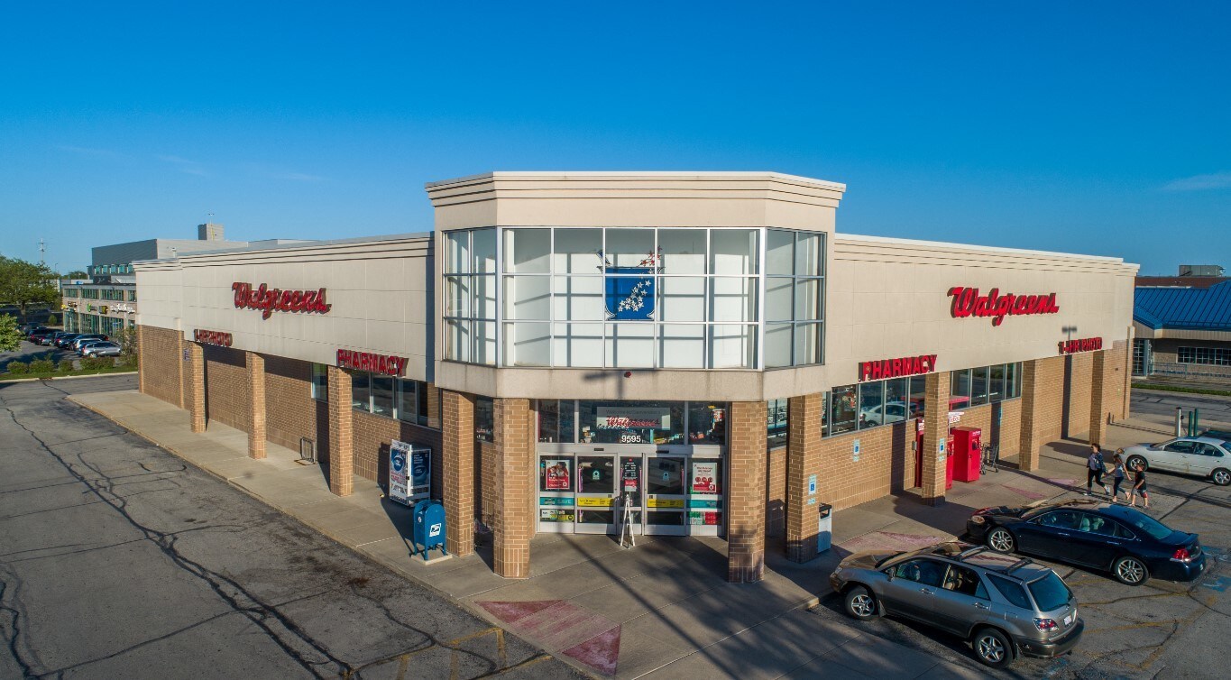 9595 Grand Ave, Franklin Park, IL 60131