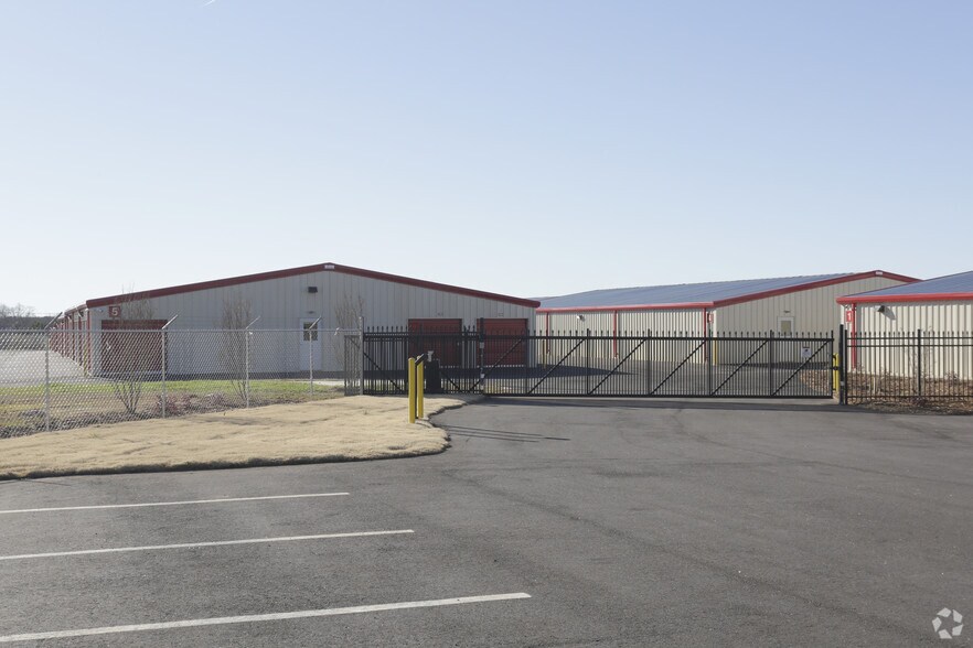 2920 Fork Shoals Rd, Piedmont, SC for sale - Primary Photo - Image 1 of 1