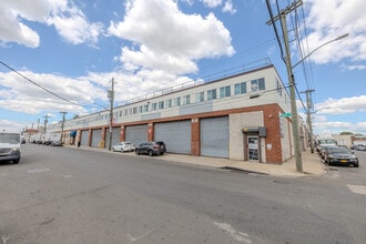 182-16 149th Rd, Jamaica, NY for lease Interior Photo- Image 2 of 3