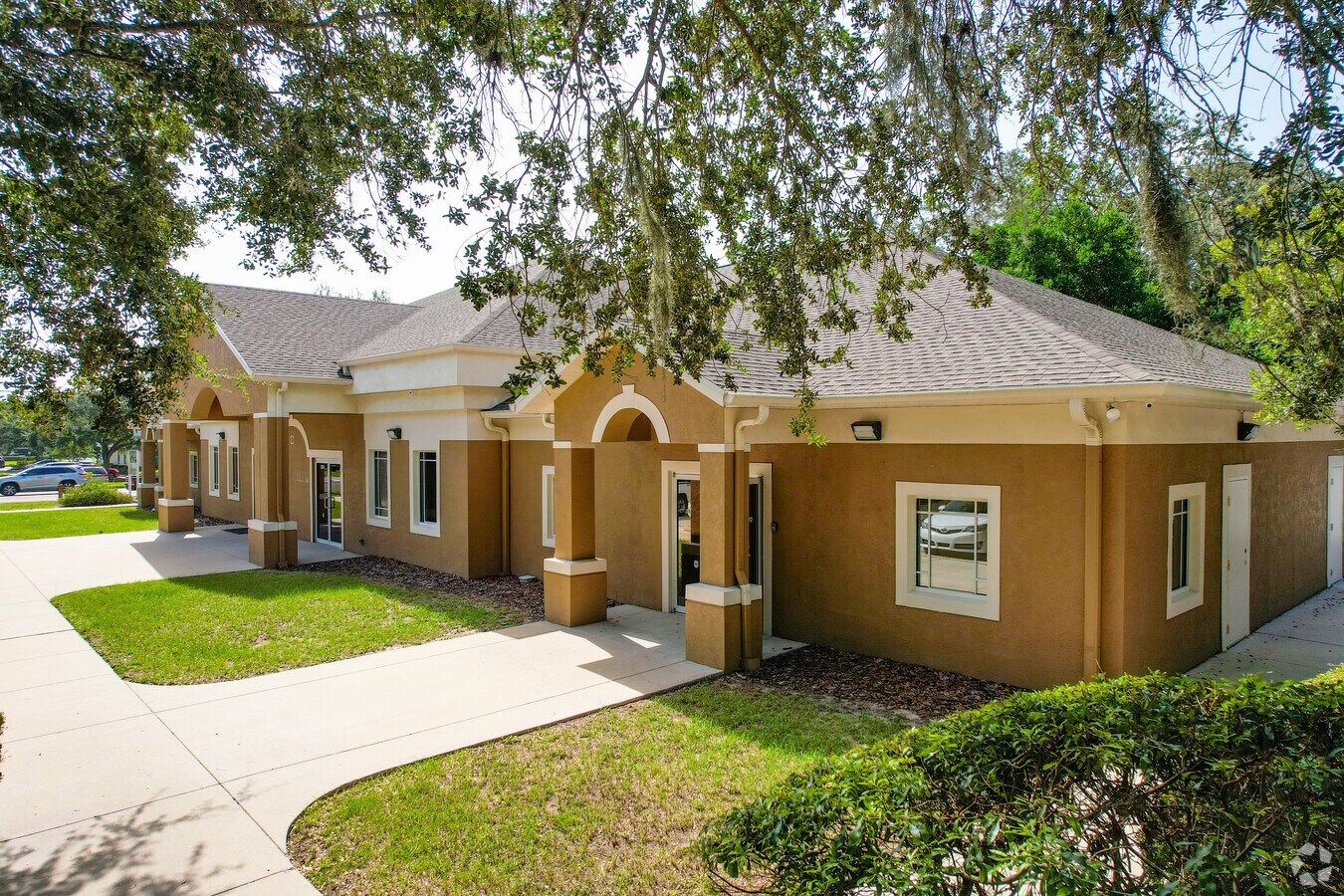 874 S Parsons Ave, Brandon, FL 33511