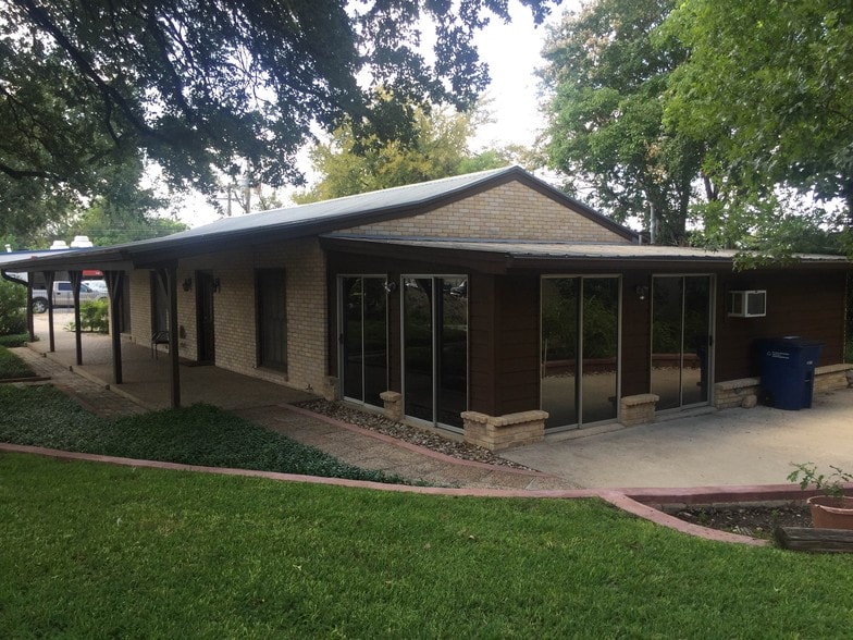 2514 Buell Ave, Austin, TX for lease - Building Photo - Image 2 of 5
