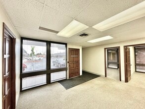 3000 Market St NE, Salem, OR for lease Building Photo- Image 2 of 10