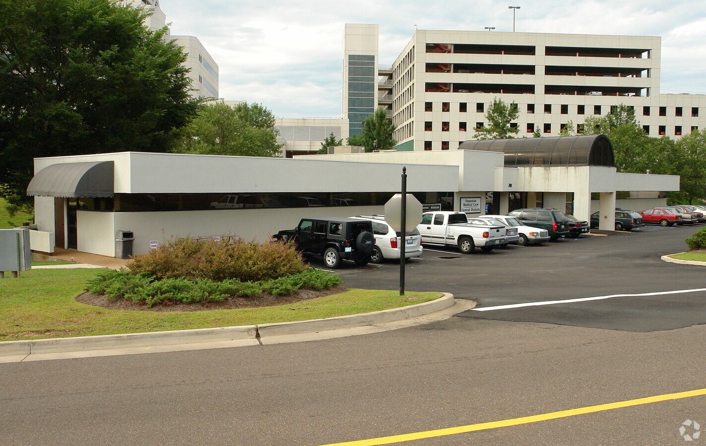 381 Medical Dr, Jackson, MS 39216