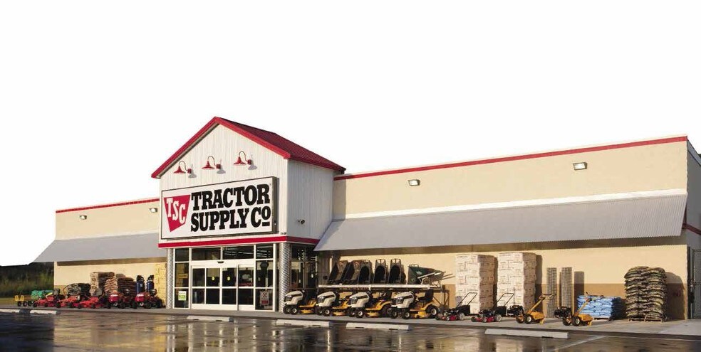 1501 E Washington Rd, Ithaca, MI for sale - Primary Photo - Image 1 of 1