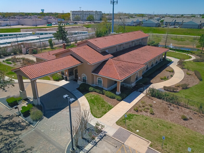 9714 S Gessner Rd, Houston, TX 77071