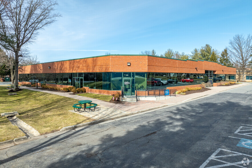 6304 Woodside Ct, Columbia, MD for lease - Primary Photo - Image 1 of 20