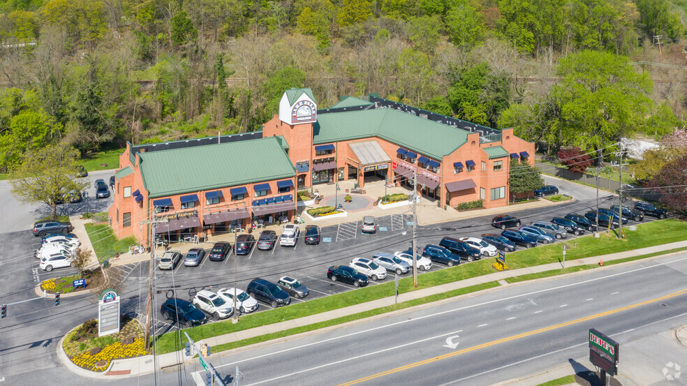 6080 Falls Rd, Baltimore, MD for lease - Aerial - Image 2 of 26