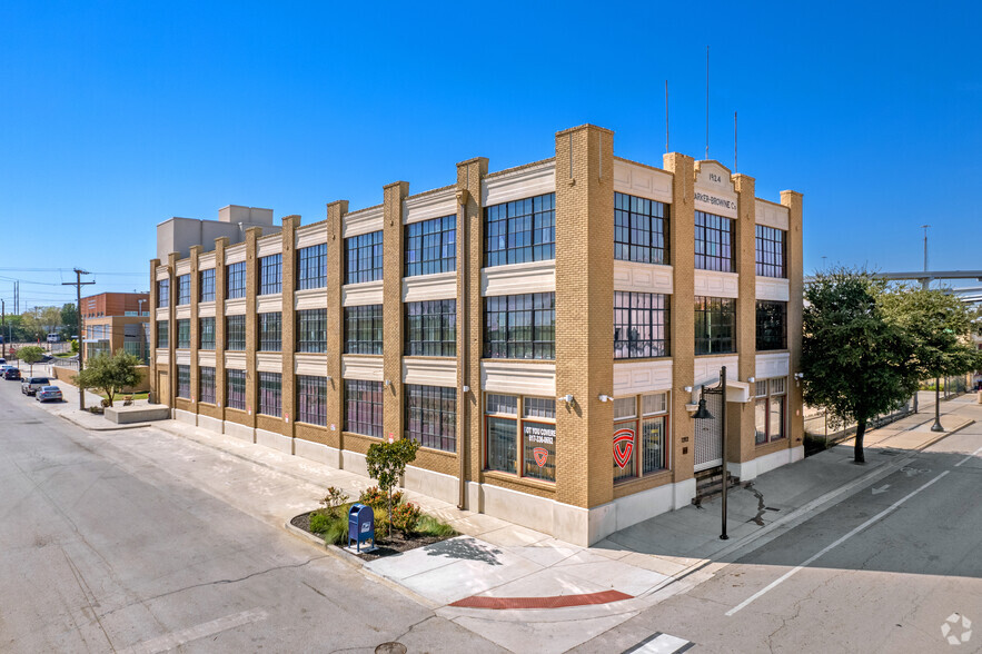 1212 E Lancaster Ave, Fort Worth, TX for lease - Building Photo - Image 3 of 17