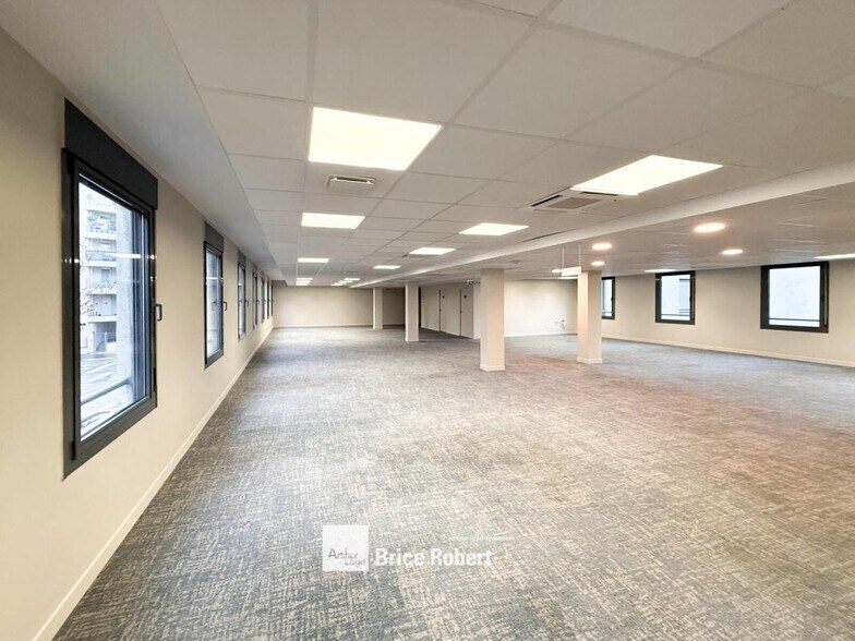 11 Rue Saint Maximin, Lyon for lease - Interior Photo - Image 2 of 7