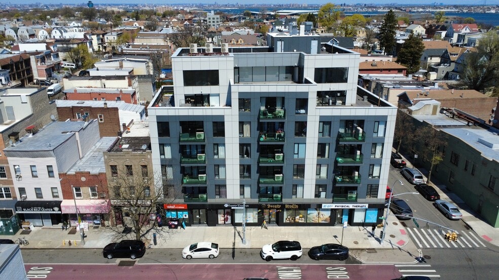 32-58 105th Street, Corona (Commercial) portfolio of 4 properties for sale on LoopNet.com - Building Photo - Image 1 of 8