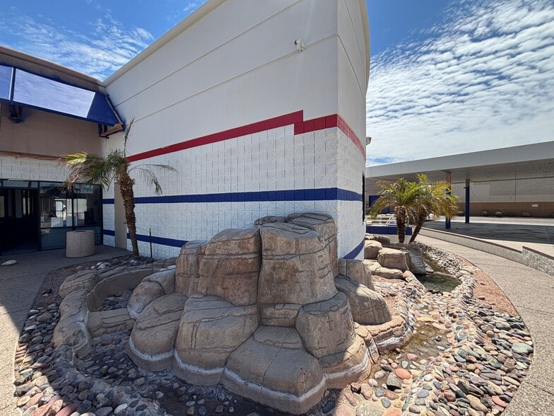 6951 E Southern Ave, Mesa, AZ for lease - Building Photo - Image 3 of 7