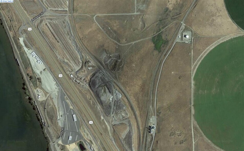 928 Sundance Rd, Wallula, WA 99363