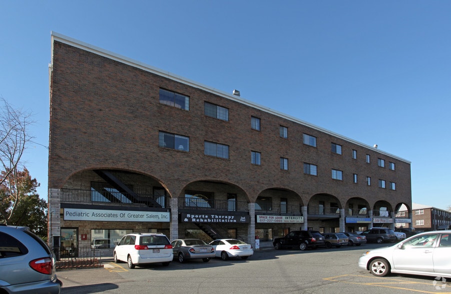 84 Highland Ave, Salem, MA, 01970 Medical Property For Lease on