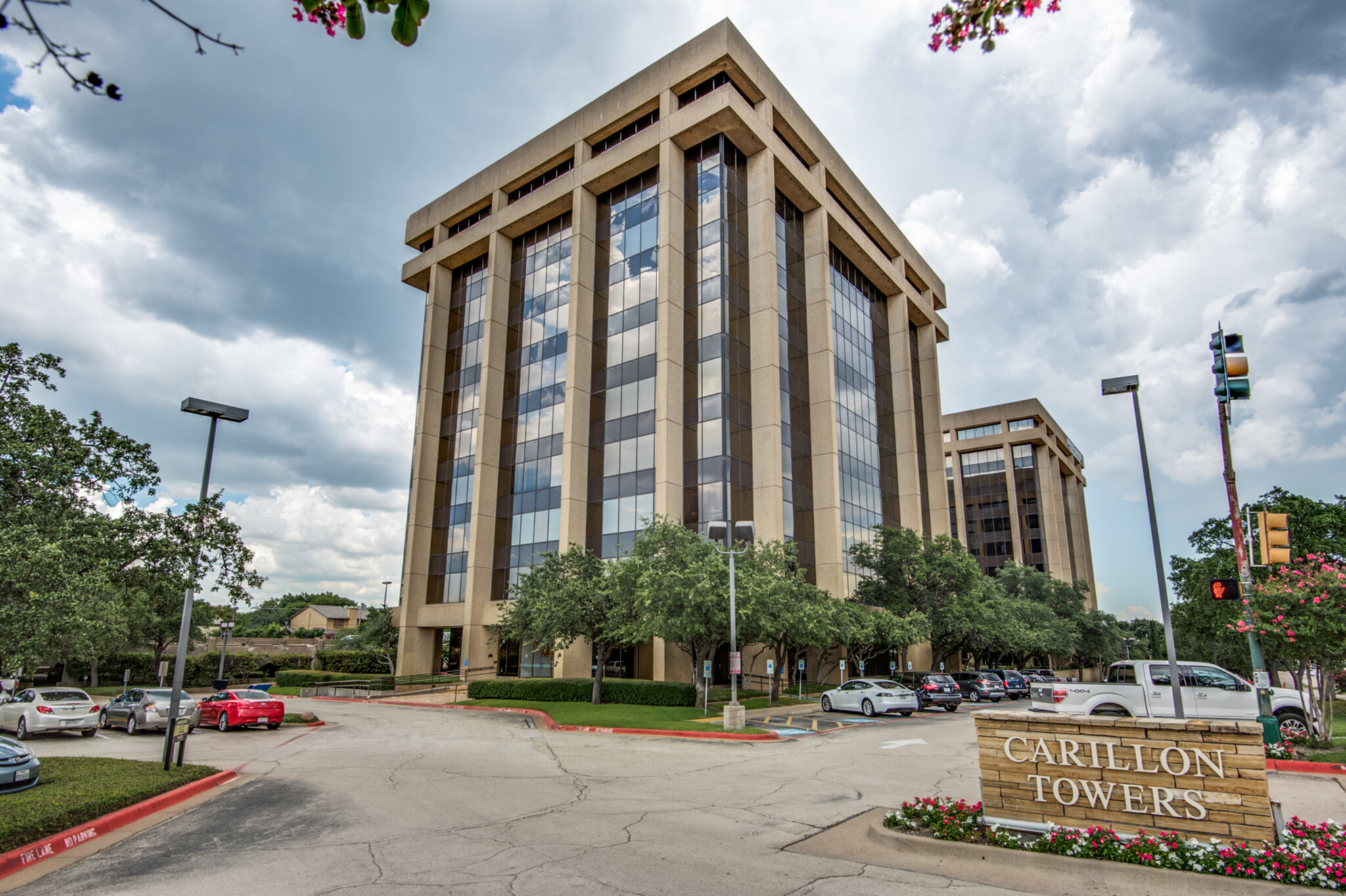 13601 Preston Rd, Dallas, TX 75240 - Carillon Towers at Dallas Midtown ...