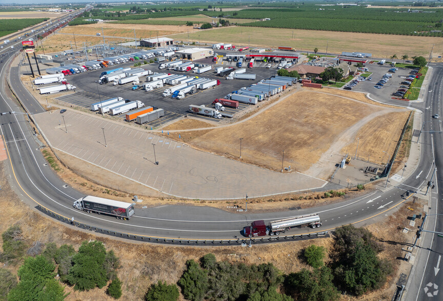 1501 N Jack Tone Rd, Ripon, CA for sale - Building Photo - Image 2 of 4