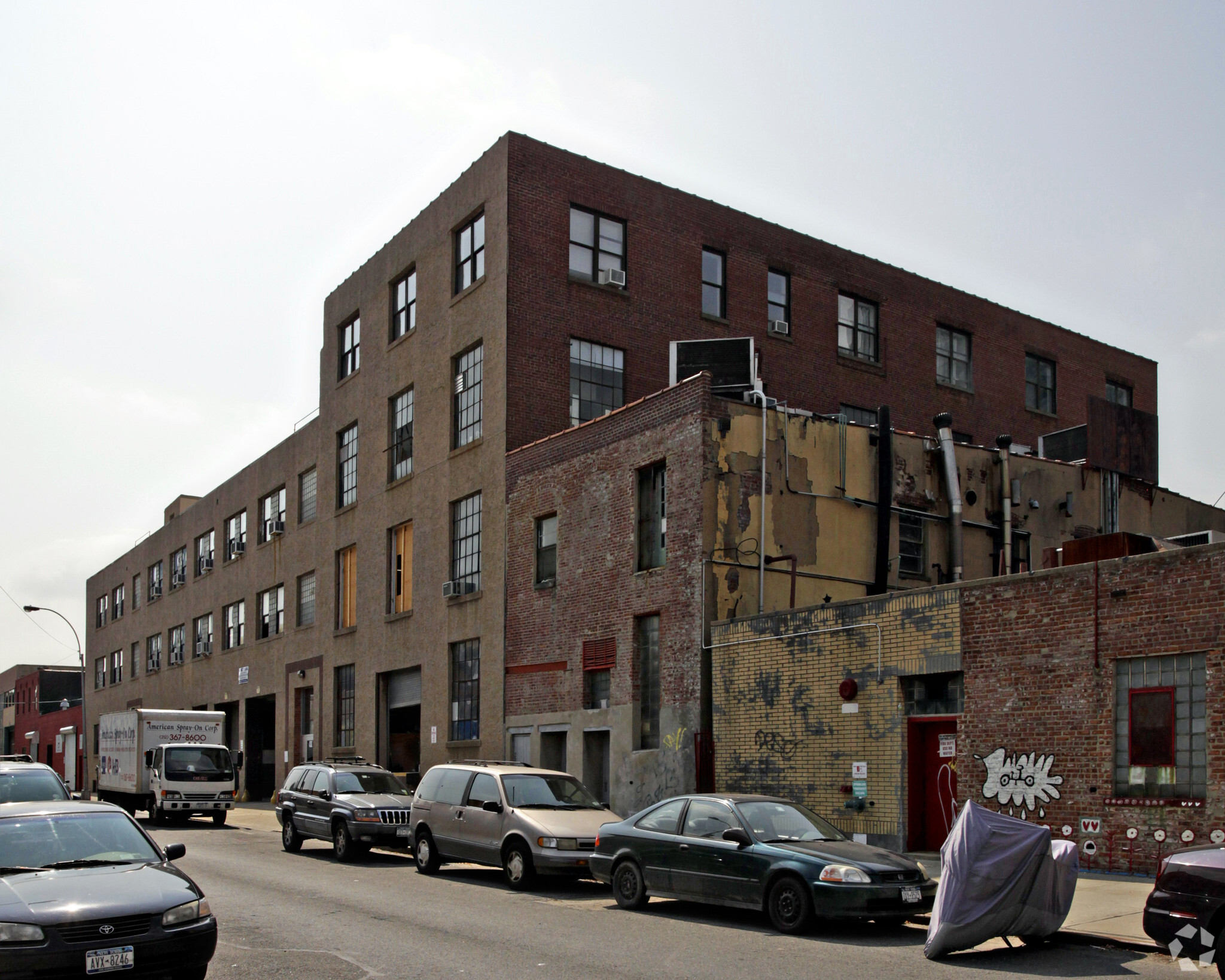 526 46th Ave, Long Island City, NY for sale Primary Photo- Image 1 of 1