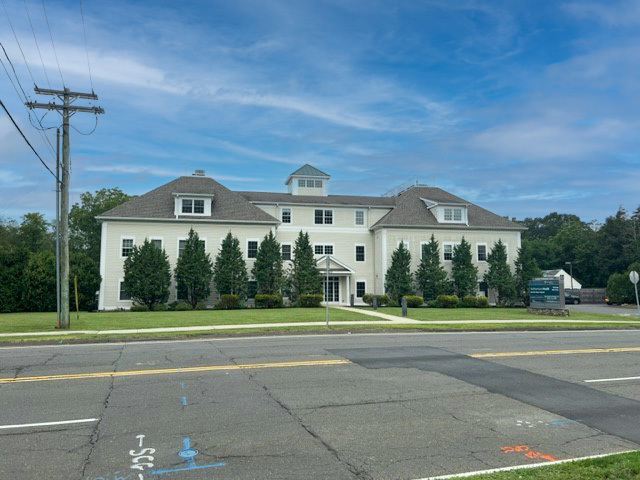 2560 Dixwell Ave, Hamden, CT for lease - Building Photo - Image 1 of 11