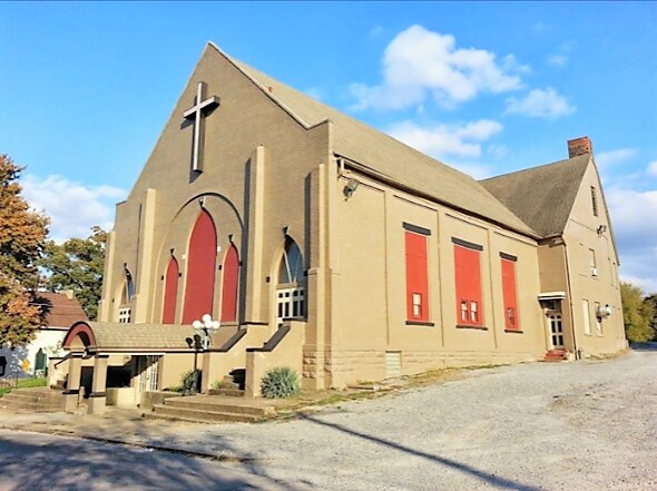 303 pearson, New Castle, PA for sale Primary Photo- Image 1 of 1
