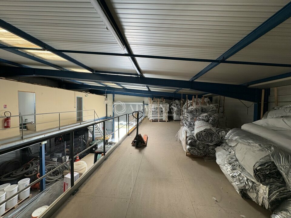 Industrial in Béziers for lease Interior Photo- Image 1 of 8
