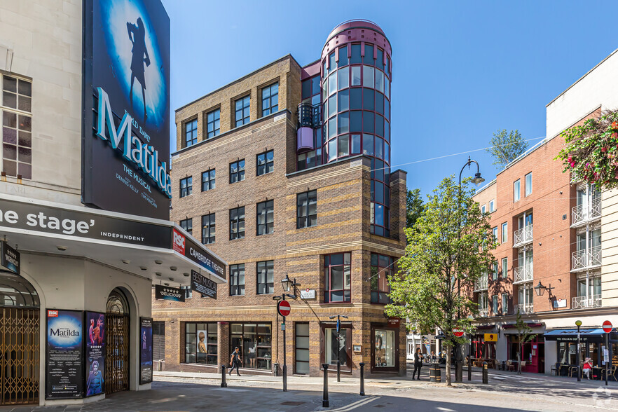 45 Monmouth St, London for lease - Primary Photo - Image 1 of 3