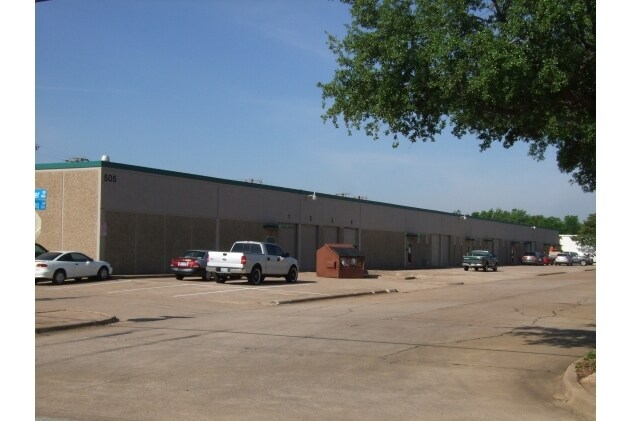 505-529 Sterling Dr, Richardson, TX for sale Primary Photo- Image 1 of 1