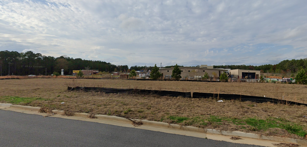 7465 Blackmon Ln, Columbus, GA for lease - Building Photo - Image 1 of 2