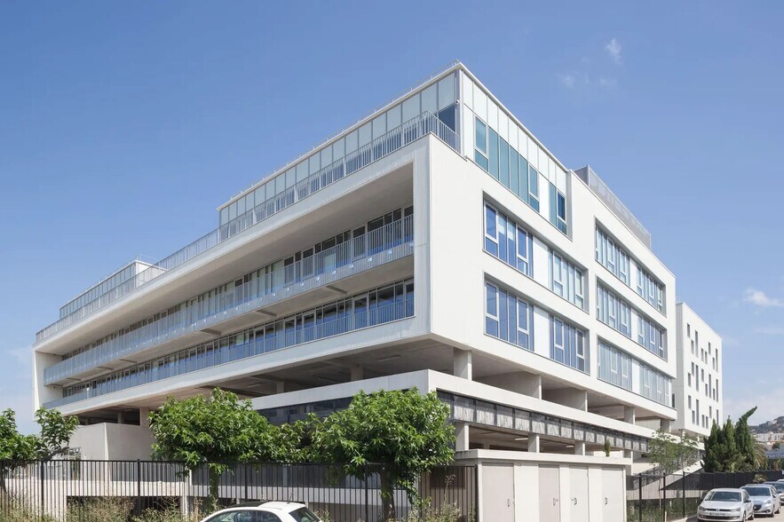 60 Avenue Andre Roussin, Marseille for lease - Building Photo - Image 2 of 9