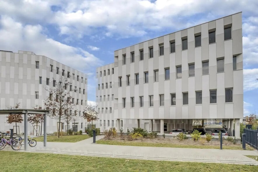 Office in Balma for lease - Building Photo - Image 1 of 14