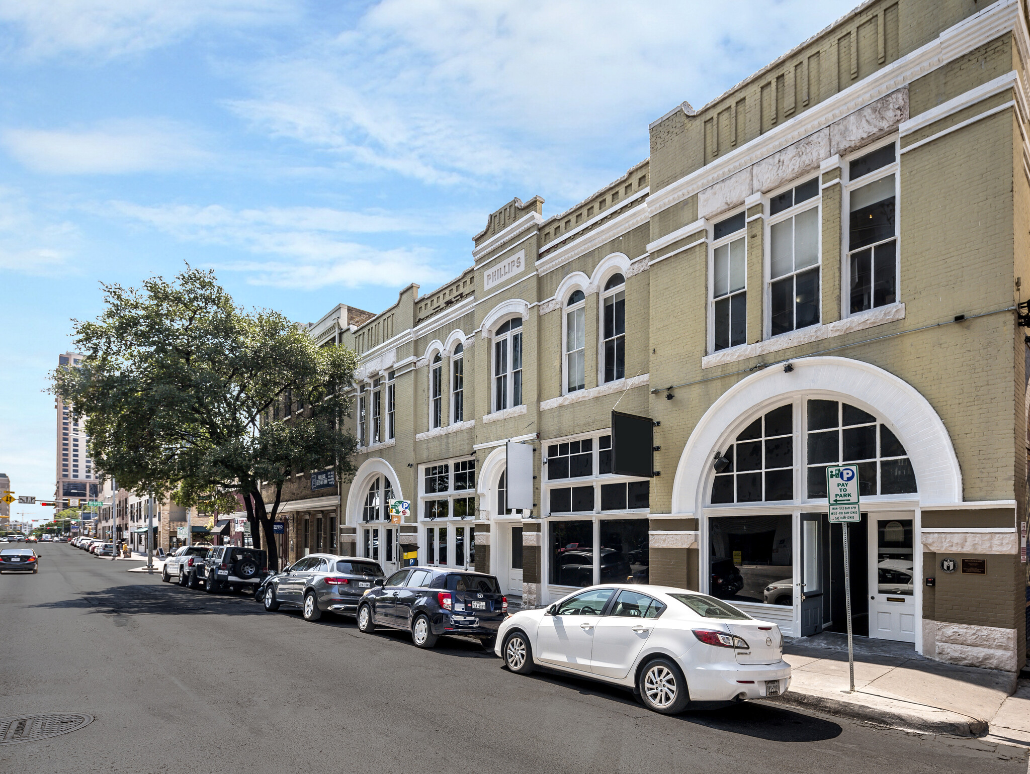 103-105 E 5th St, Austin, TX for lease Building Photo- Image 1 of 8