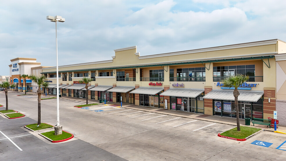 7300-7400 N 10th St, McAllen, TX for lease - Building Photo - Image 1 of 4