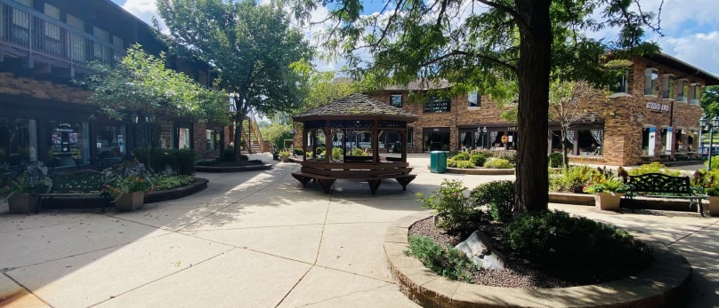 890 Elm Grove Rd, Elm Grove, WI for lease - Other - Image 3 of 5