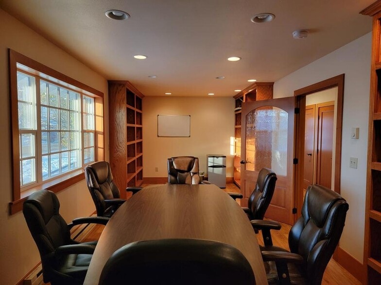 201 4th Ave E, Polson, MT for sale - Interior Photo - Image 1 of 1