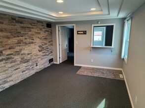 7725 Taft St, Merrillville, IN for lease Interior Photo- Image 1 of 2