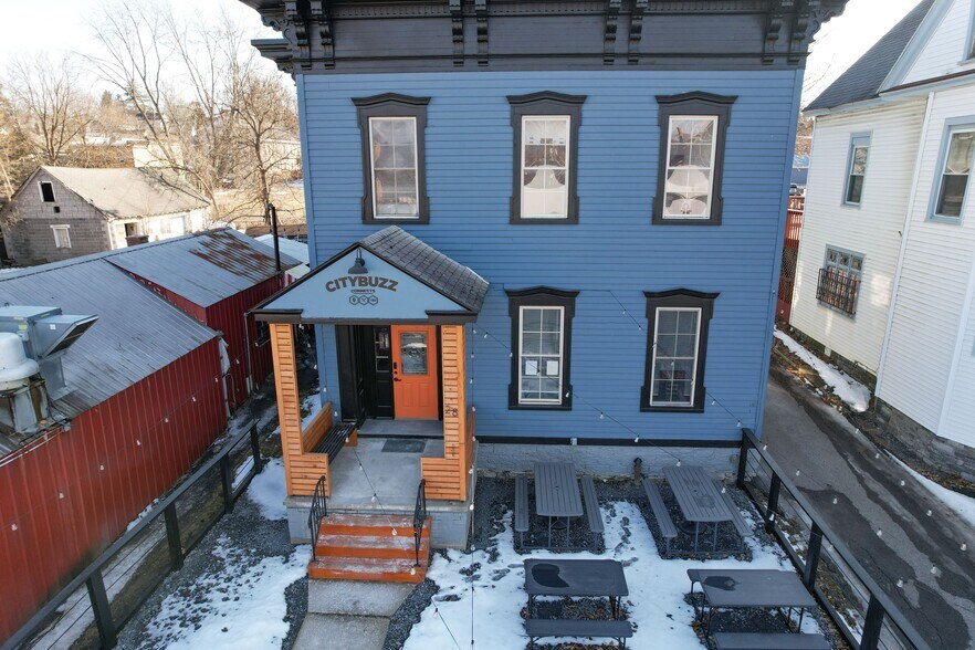 28 E Main St, Johnstown, NY for sale - Building Photo - Image 1 of 1