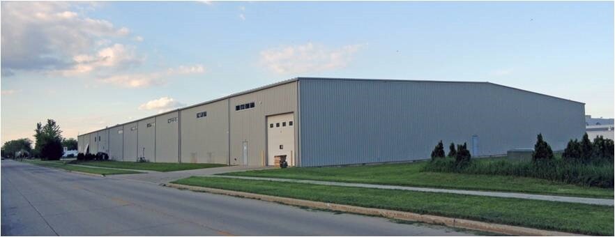 2800 N Main St, Oshkosh, WI for sale Building Photo- Image 1 of 1