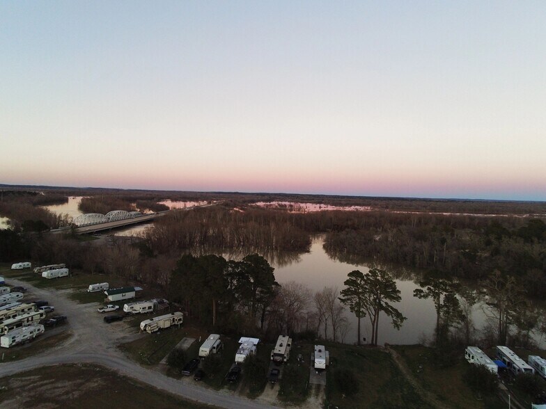 3800 Texas Highway 19, Riverside, TX for sale - Building Photo - Image 1 of 1