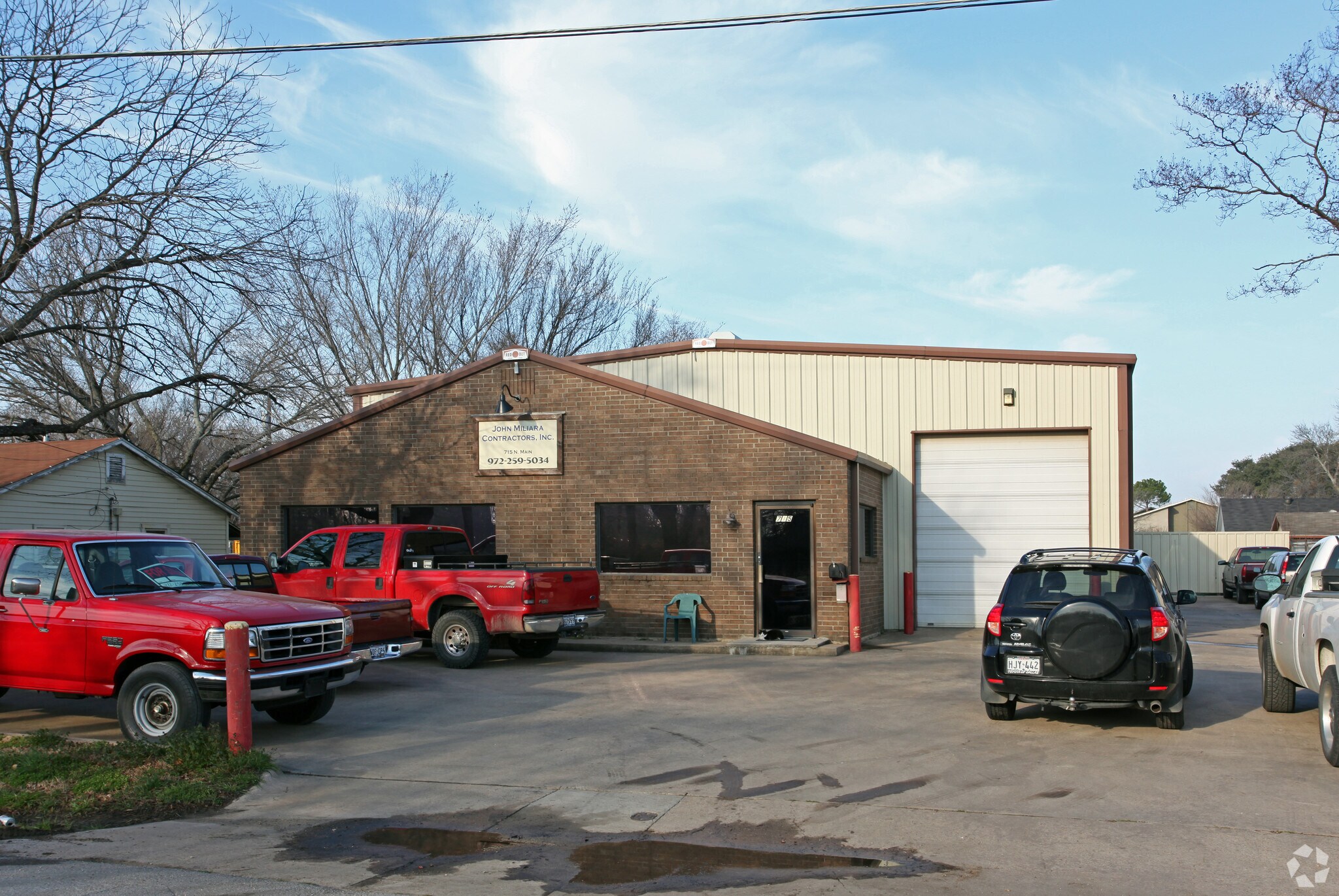 715 N Main St, Irving, TX for sale Primary Photo- Image 1 of 1