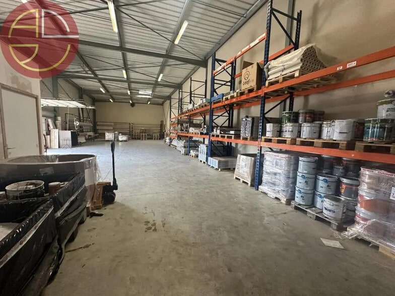 Industrial in Toulouse for lease - Interior Photo - Image 3 of 4