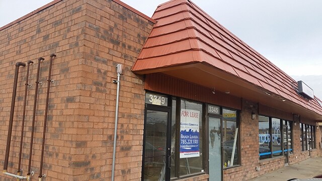 3343 SW Gage Blvd, Topeka, KS for sale Building Photo- Image 1 of 1