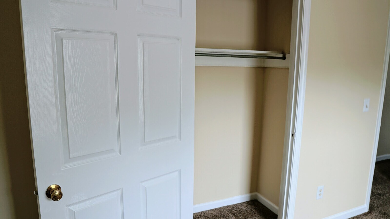 609 Landers St, Shelbyville, TN 37160