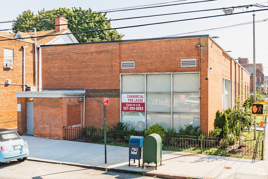 122-03 14th Ave, College Point, NY for sale - Primary Photo - Image 1 of 1