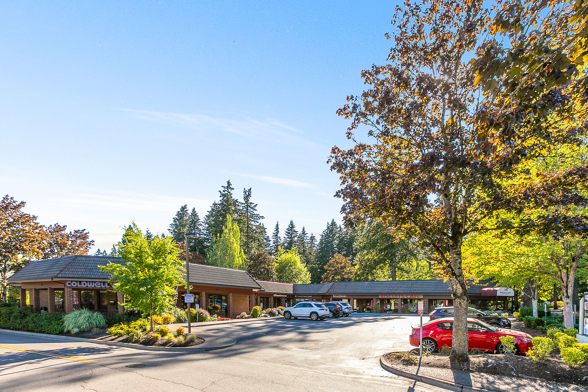 4103-4200 Mercantile Dr, Lake Oswego, OR for lease Building Photo- Image 1 of 2