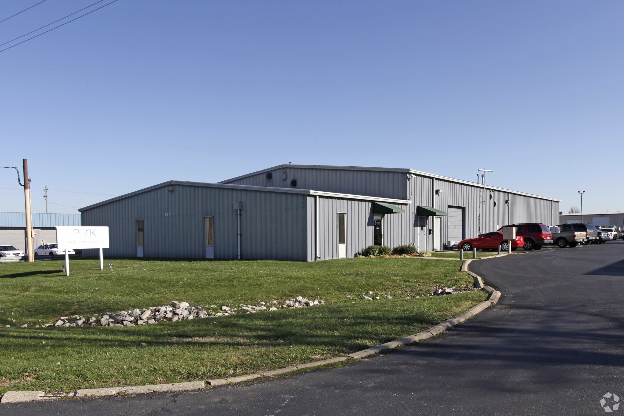 6301 Fern Valley Pass, Louisville, KY for sale Primary Photo- Image 1 of 3