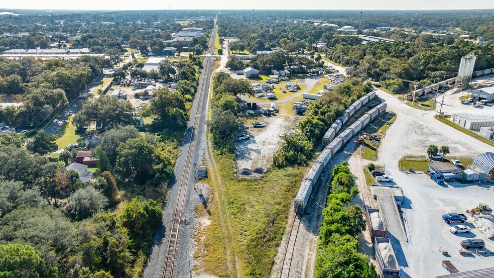 200 Railroad Ave, Edgewater, FL for sale - Building Photo - Image 2 of 7